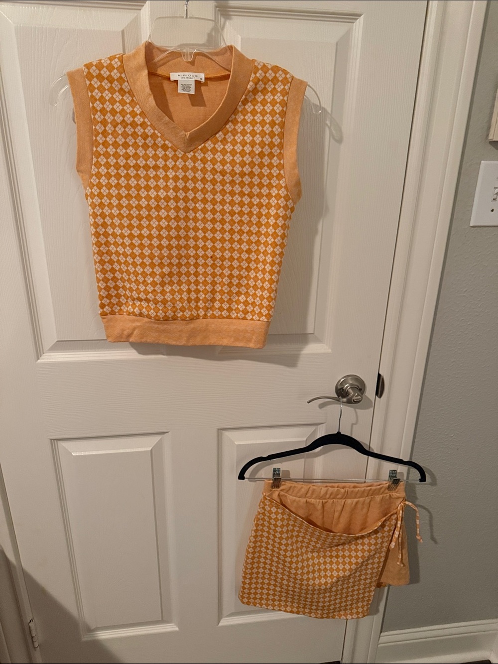Tops subcategory identification